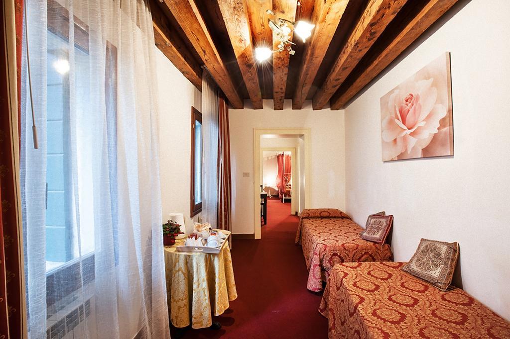 Maison San Marco Venetië Kamer foto