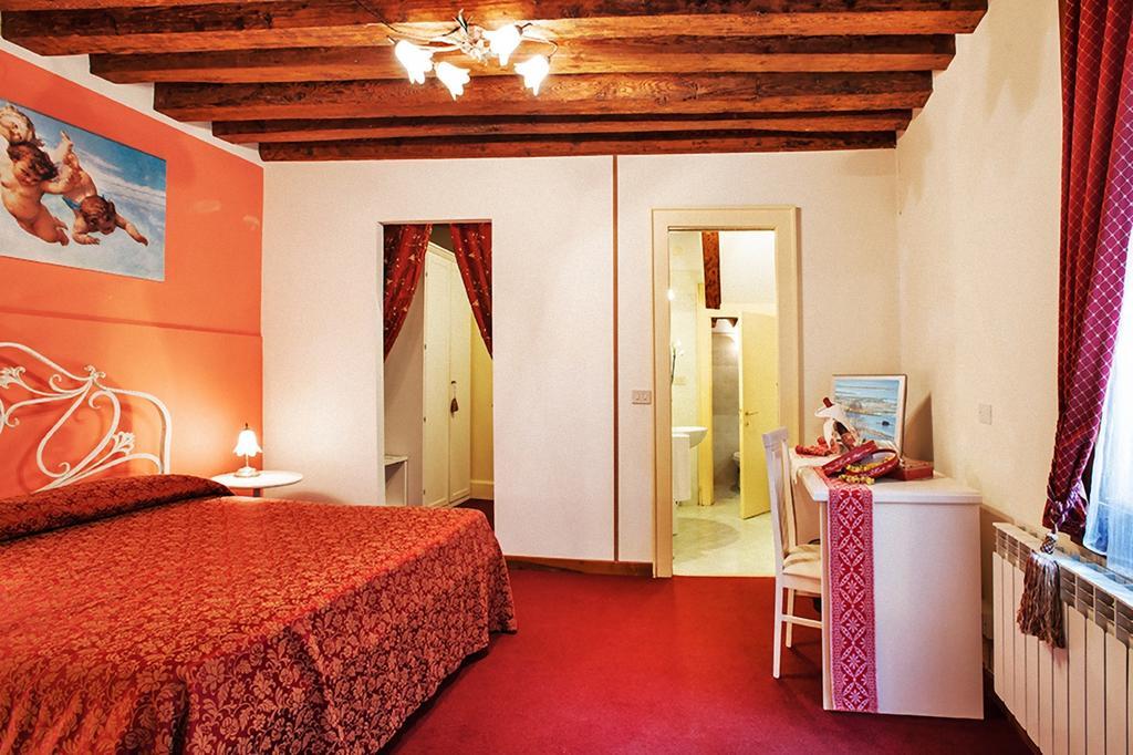 Maison San Marco Venetië Kamer foto